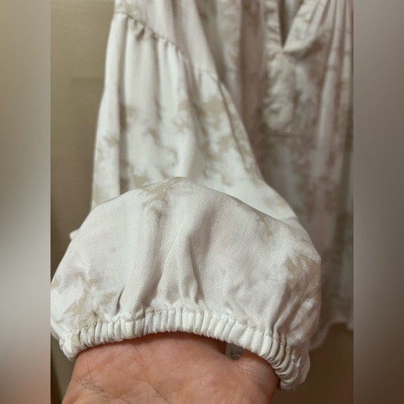 Eddie Bauer 100% Lyocell Boho Peasant Blouse – Soft Neutral Tie Dye, Women’s XL - Picture 2 of 8